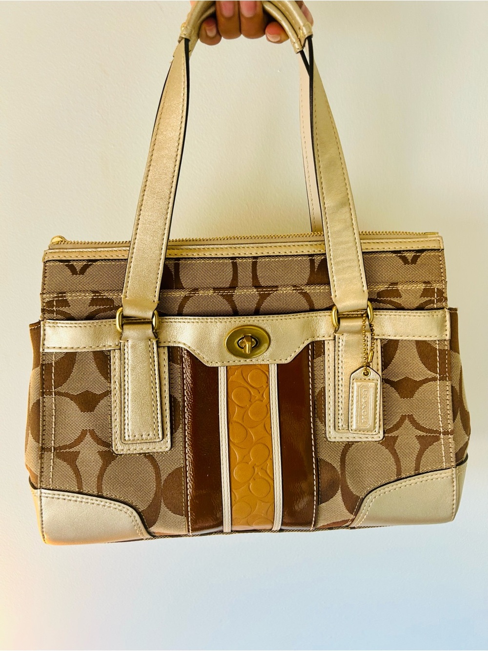 Coach Signature Hampton Satchel